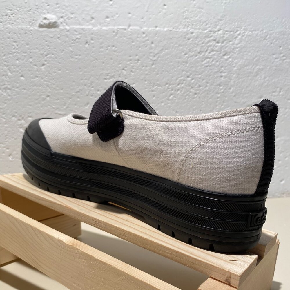 Keds Black and White Flats - Picture 9 of 12